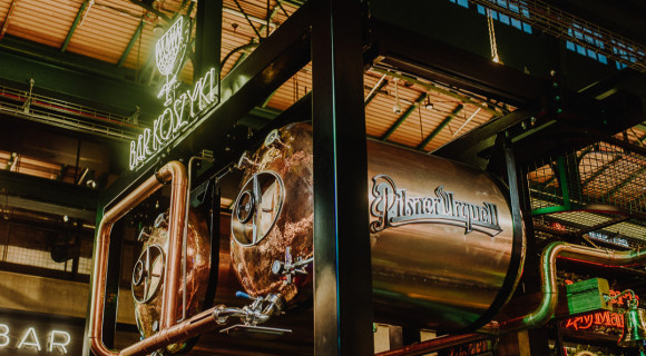 Pilsner Urquell prosto z tanka już w Barze Koszyki