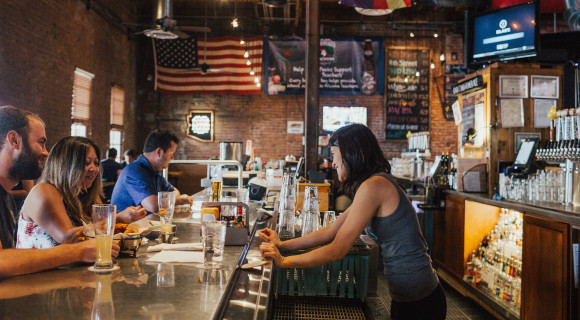 WYKORZYSTYWANIE MULTIMEDIÓW W LOKALACH GASTRONOMICZNYCH